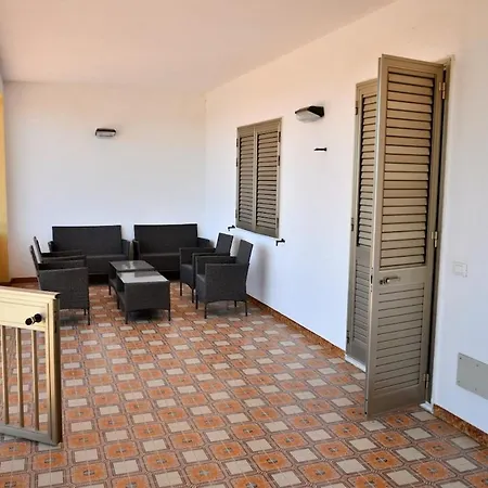 Apartment Con Piscina In
