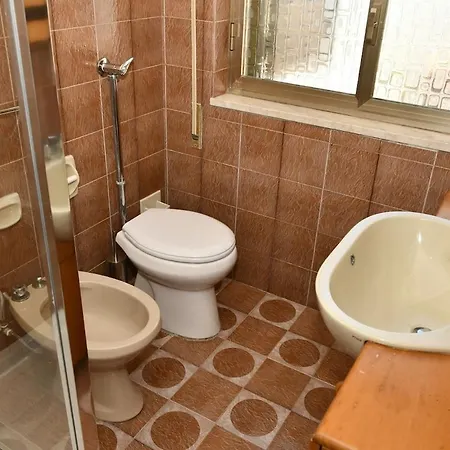 Con Piscina In