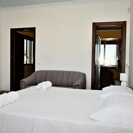 Con Piscina In Apartment