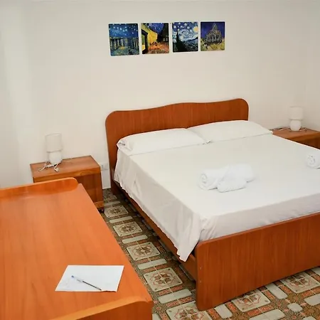 Con Piscina In Apartment
