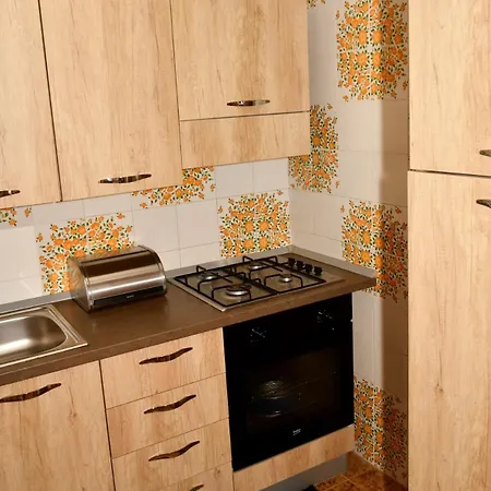 Apartment Con Piscina In Santa Maria Del Focallo