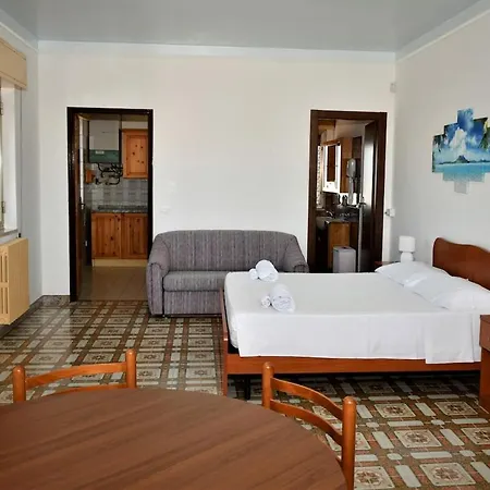 Apartment Con Piscina In *